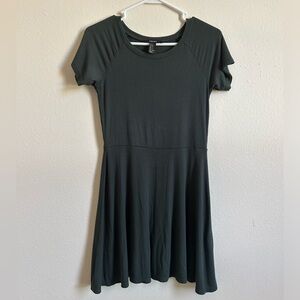 Forever 21 Ribbed Green Skater Dress | small